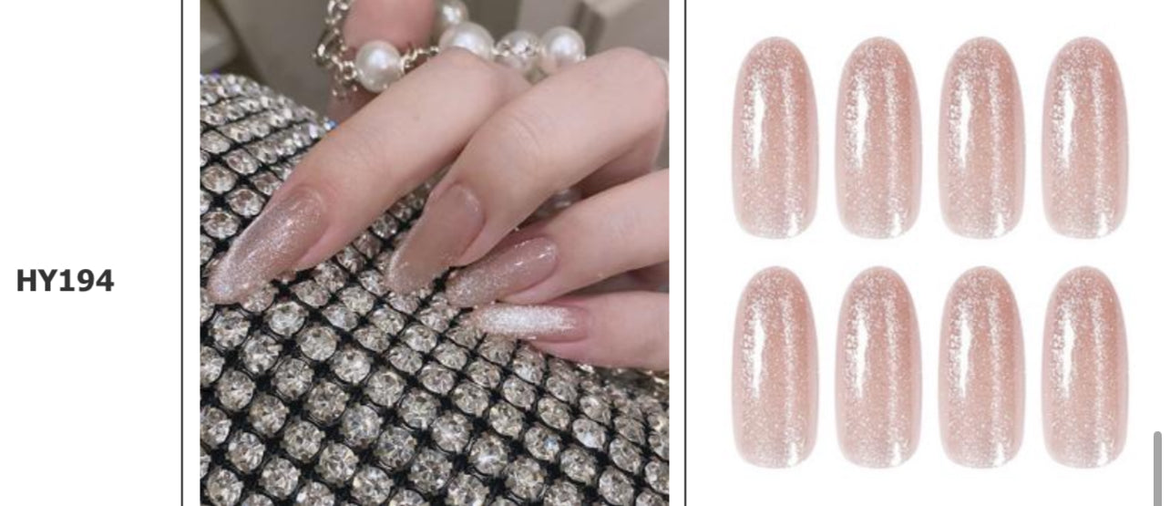 Press on nails 194